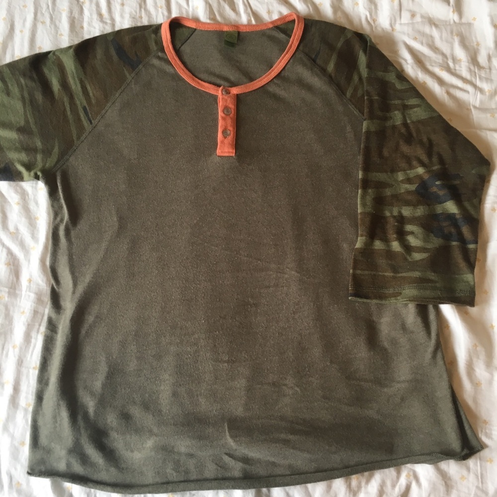 Tricolor 3/4 sleeve raglan Henley